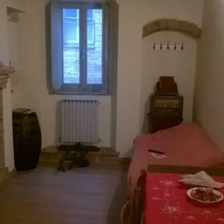 La Casetta Nel Borgo Nyaraló *